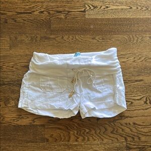 Guess by Marciano White Linen Shorts